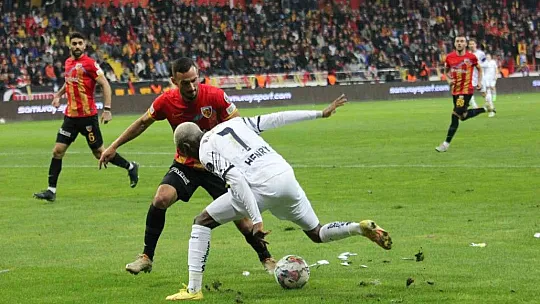 Spor Toto Süper Lig: Kayserispor: 0 - Adana Demirspor: 1 (İlk yarı)