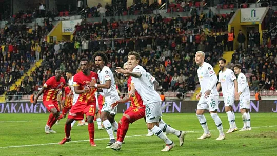 Spor Toto Süper Lig: Kayserispor: 1 - Konyaspor: 2 (İlk yarı)