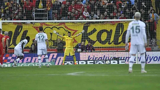 Spor Toto Süper Lig: Kayserispor: 1 - Konyaspor: 2 (İlk yarı)