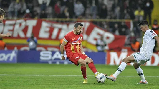 Spor Toto Süper Lig: Kayserispor: 1 - Konyaspor: 2 (İlk yarı)