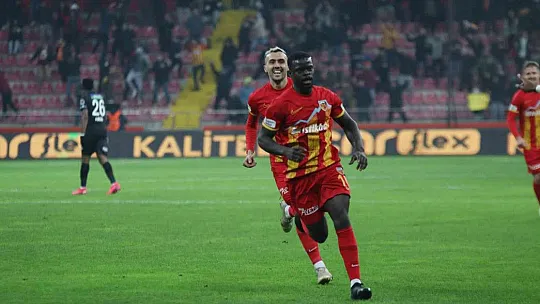 Kayserispor: 3 - Sivasspor: 0 (İlk yarı)