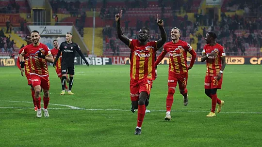 Kayserispor: 3 - Sivasspor: 0 (İlk yarı)