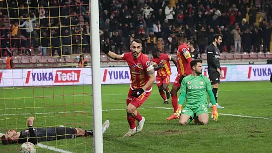 Kayserispor: 3 - Sivasspor: 0 (İlk yarı)