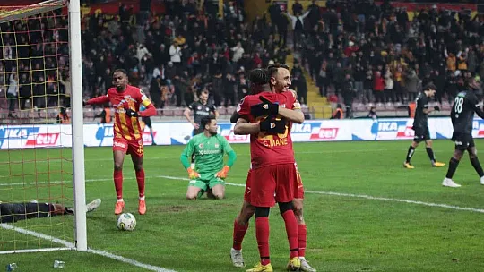 Kayserispor: 3 - Sivasspor: 0 (İlk yarı)