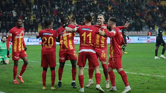 Kayserispor: 3 - Sivasspor: 0 (İlk yarı)