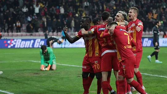 Kayserispor: 3 - Sivasspor: 0 (İlk yarı)