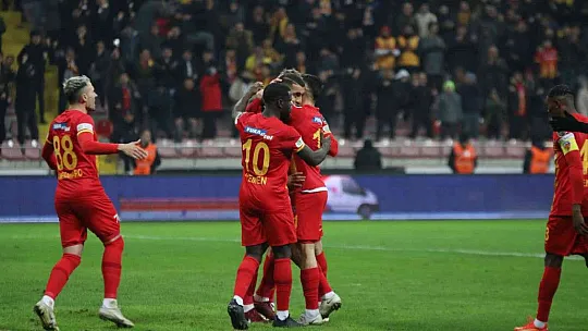 Kayserispor: 3 - Sivasspor: 0 (İlk yarı)