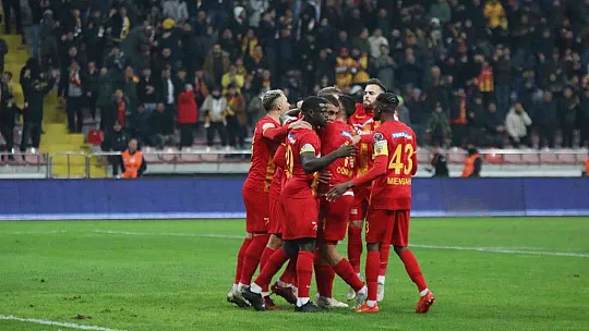 Kayserispor: 3 - Sivasspor: 0 (İlk yarı)