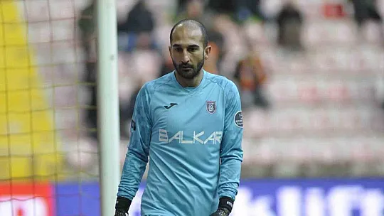 Spor Toto Süper Lig: Kayserispor: 0 - Medipol Başakşehir: 0 (İlk yarı)
