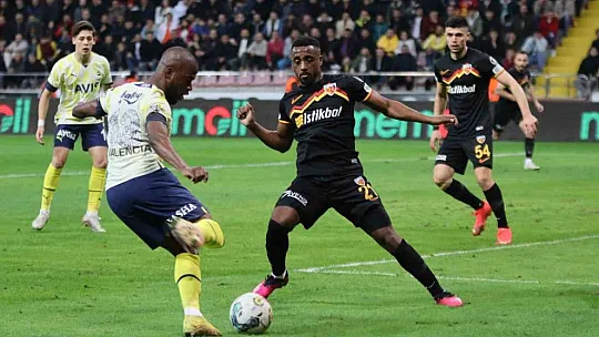 Spor Toto Süper Lig: Kayserispor: 0 - Fenerbahçe: 1 (İlk yarı)