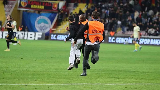 Spor Toto Süper Lig: Kayserispor: 0 - Fenerbahçe: 1 (İlk yarı)