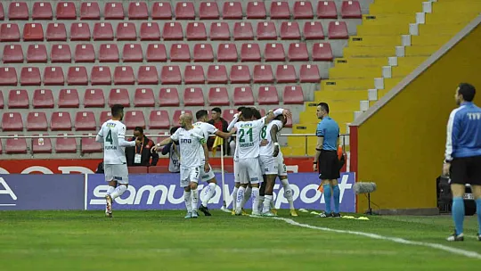 Spor Toto Süper Lig: Kayserispor: 0 - Alanyaspor: 2 (Maç devam ediyor)
