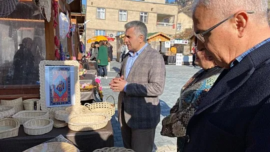 Talas'ta pazar mesaisi...