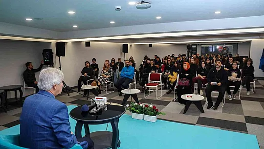 Talas'ta 'Ayaklı Kütüphaneler' konuşuldu