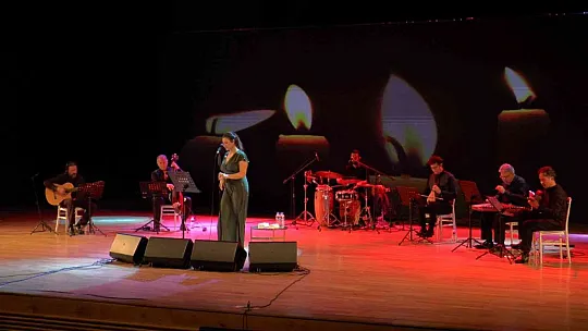 Talas'ta 'İnce Saz' Rüzgarı esti