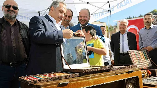 Antika pazarı ziyaretçilerini ağırlayacak!