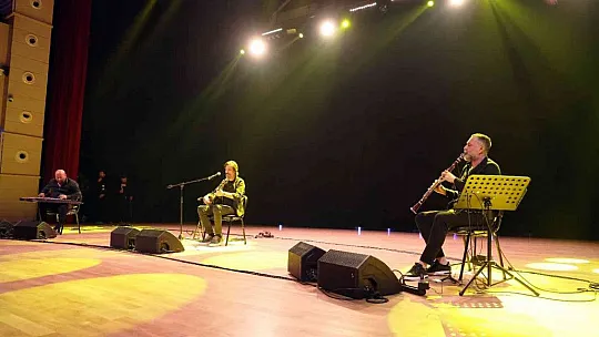 Taksim Trio Talas'ta muhteşem konser verdi