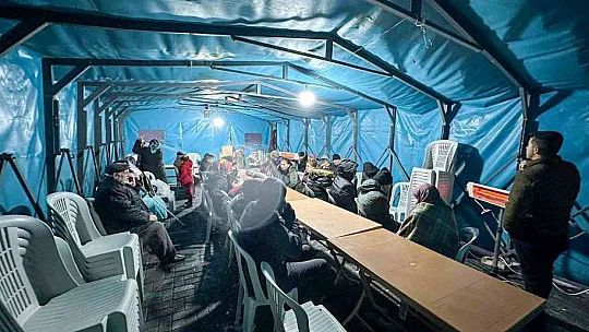 Talas'ta sosyal tesis ve çadırlarda sıcak çorba ikramı