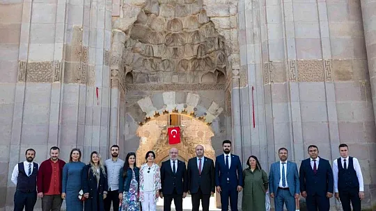 KAYÜ Bünyan MYO'nun Akademik Kurul Toplantısı yapıldı
