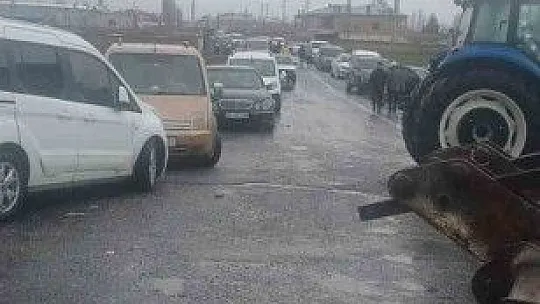 Tırla kamyonet çarpıştı: 1 Ölü