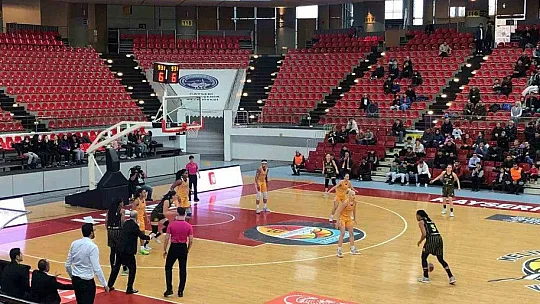 Melikgazi Kayseri Basketbol kümede kaldı