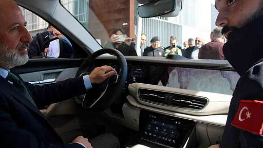 TOGG'a binen Büyükkılıç: İnmek istemiyoruz...