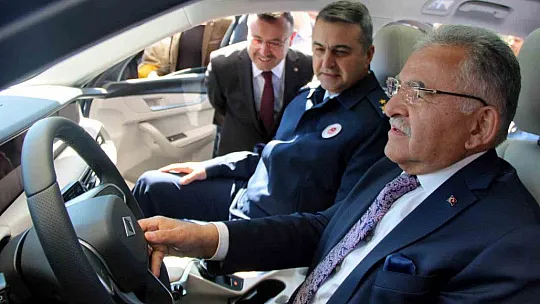 TOGG'a binen Büyükkılıç: İnmek istemiyoruz...