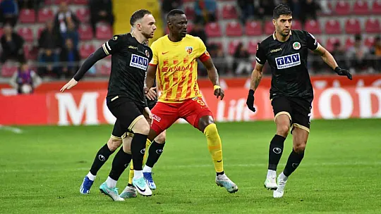 İlk yarıda gol sesi çıkmadı
