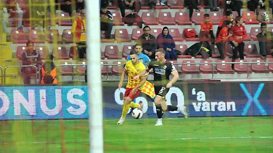 İlk yarıda gol sesi çıkmadı