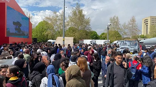 Dijital Gösterim Merkezine yoğun ilgi...
