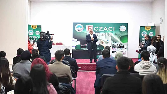 Türkiye'de ilk olan kursta ders zili çaldı