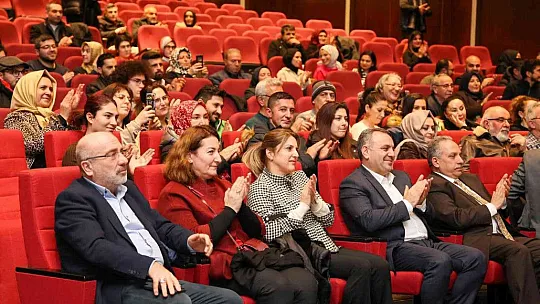 Hülya Koçyiğit Türk sinemasını konuştu...