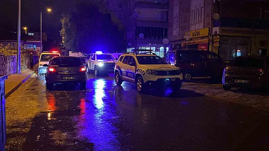 Üç şahıs gözaltına alındı