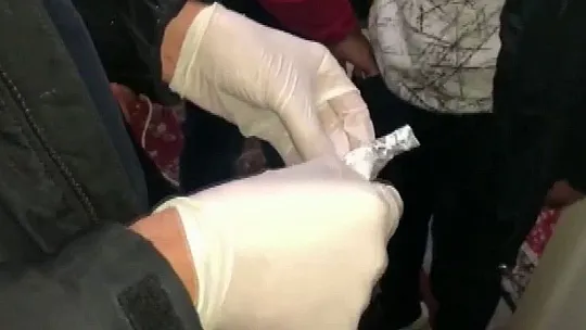 Uyuşturucu üretilen eve narkotikten baskın