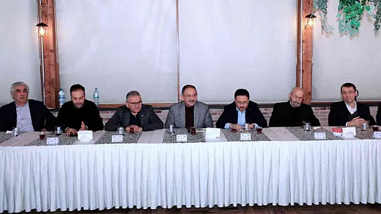 Uyuşturucuya karşı hayırsever zirvesi