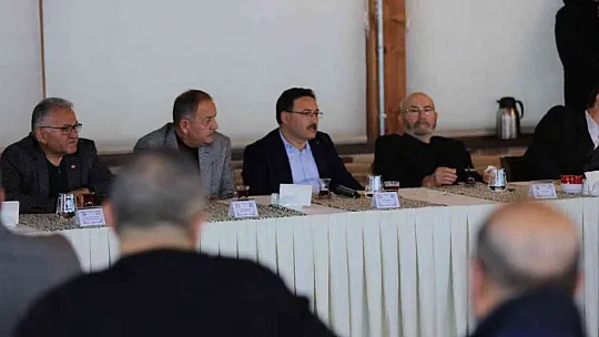Uyuşturucuya karşı hayırsever zirvesi