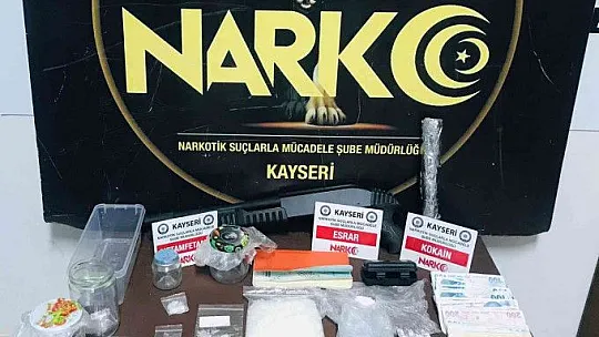 Uyuşturucuyu çelik kasada zulalamışlar
