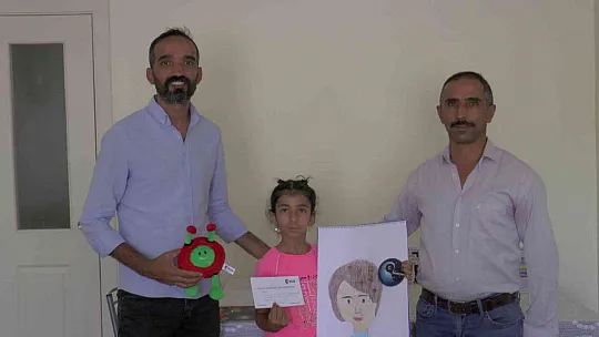Uzaydan gelen mektup ödülü aldı