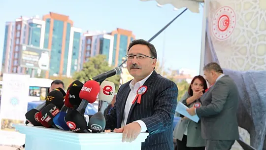 Vali Çiçek: 'Ahilik teşkilatı, en büyük hediyelerden birisidir'
