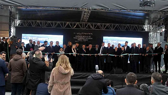 Bakan Varank, Dekoyap NG Kütahya Seramik mağazasının açılışına katıldı!