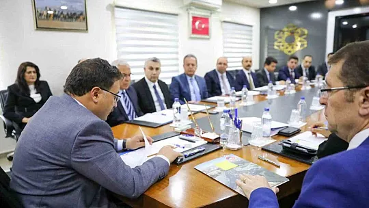 Kayseri'de seçim güvenliği toplantısı...