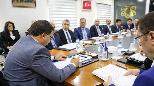 Kayseri'de seçim güvenliği toplantısı...