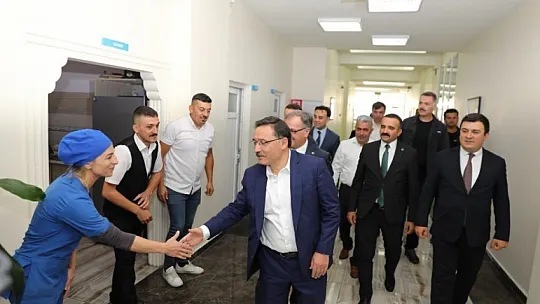 Vali Çiçek, 'Kadınlarımızın elinin değdiği her şey güzelleşir'
