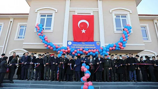 Vali Çiçek'ten Yeşilhisar'da hem açılış, hem de ziyaret