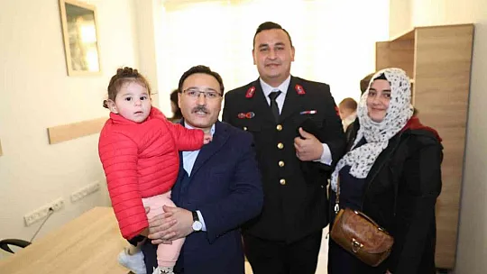 Vali Çiçek'ten Yeşilhisar'da hem açılış, hem de ziyaret