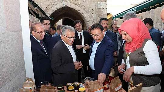 790 yıllık tarihi kervansarayda muhteşem konser