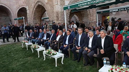 790 yıllık tarihi kervansarayda muhteşem konser