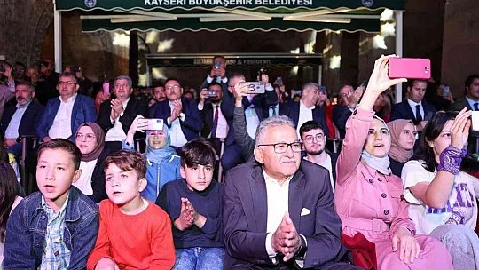 790 yıllık tarihi kervansarayda muhteşem konser