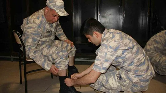 Bir günlüğüne asker oldular