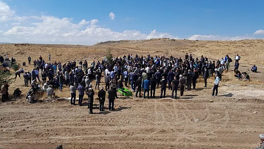 Burhan Topuz son yolculuğuna uğurlandı...